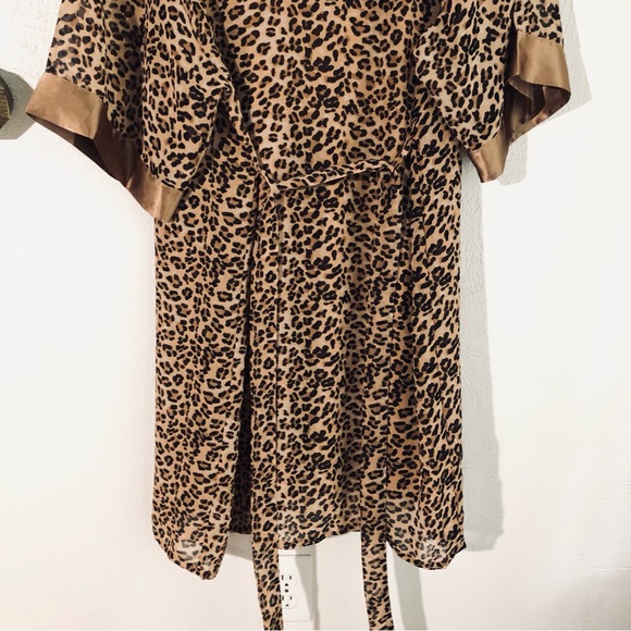 Energy > Leopard Print Kimono Robe and Slip Dress Matching Set > M - Picture 9 of 13